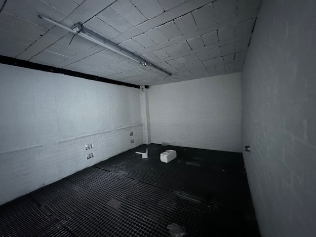 To Let Commercial Property for Rent in Maitland Western Cape